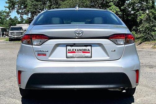 01F7 2025 Toyota Corolla LE
