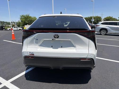 2026 Toyota bZ XLE PLUS