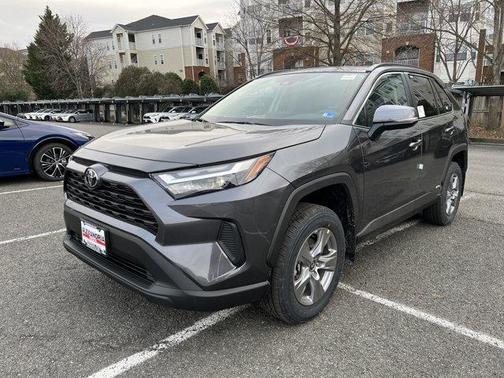 2025 Toyota RAV4 Hybrid XLE