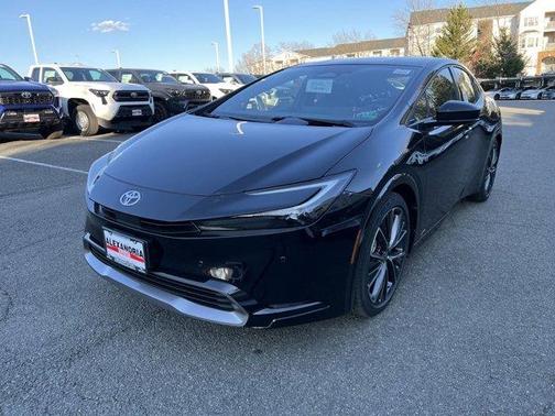 2025 Toyota Prius XLE