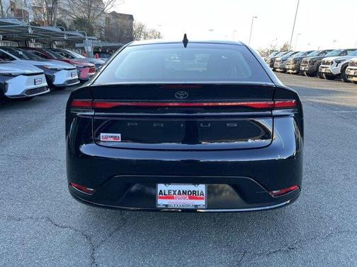 2025 Toyota Prius XLE