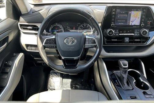 2020 Toyota Highlander Hybrid XLE