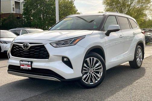 2023 Toyota Highlander 