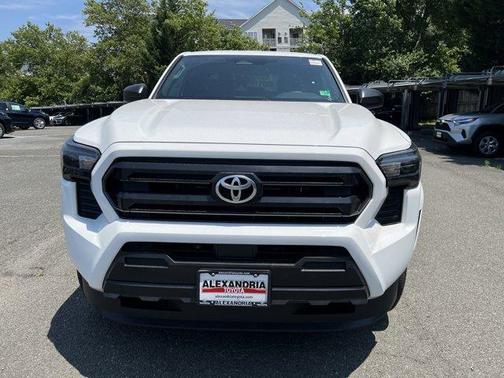2025 Toyota Tacoma SR