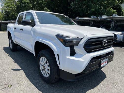 2025 Toyota Tacoma SR