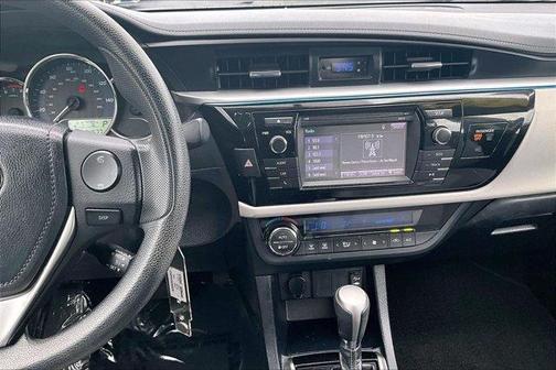 01 2014 Toyota Corolla LE ECO