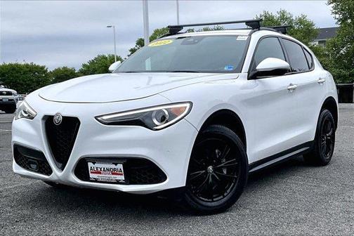 Alfa White 2022 Alfa Romeo Stelvio Sprint