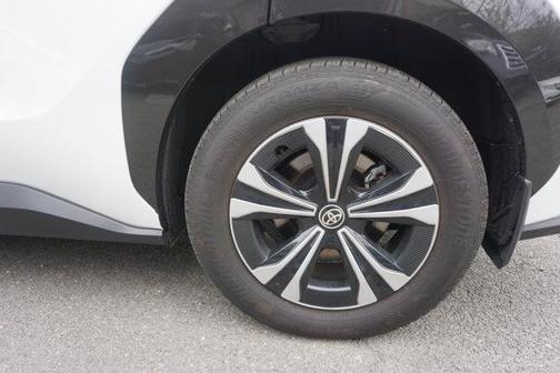 2024 Toyota bZ4X 