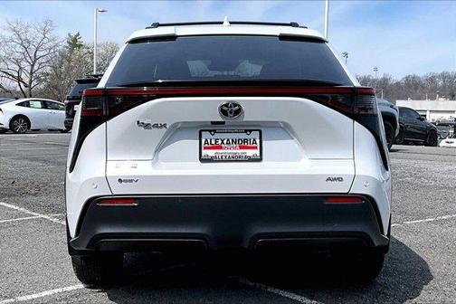 2024 Toyota bZ4X XLE