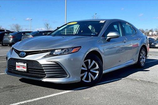 2023 Toyota Camry Hybrid LE