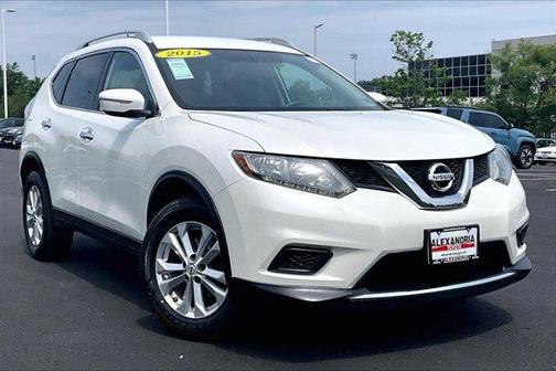 Moonlight White 2015 Nissan Rogue SV