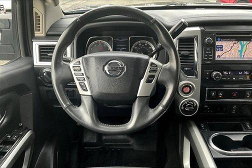 2018 Nissan Titan SV