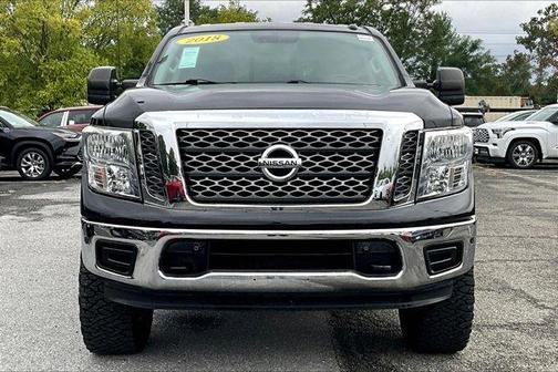 2018 Nissan Titan SV