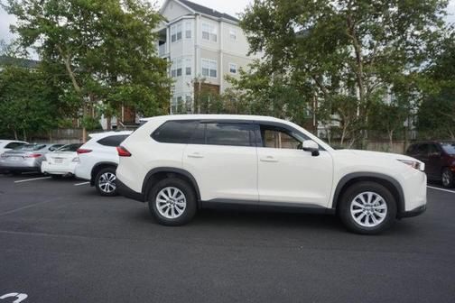 0092 2024 Toyota Grand Highlander XLE
