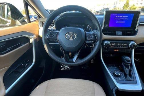 2023 Toyota RAV4 Hybrid LE