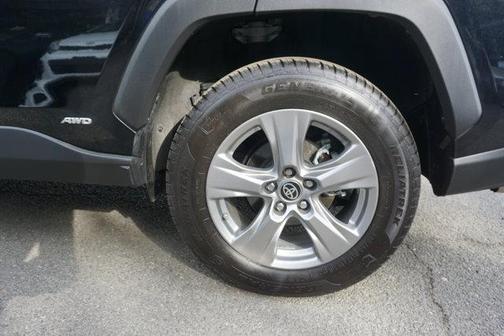 2023 Toyota RAV4 Hybrid LE