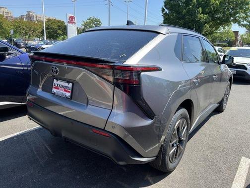 2026 Toyota bZ XLE PLUS