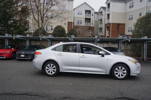 2025 Toyota Corolla Hybrid LE