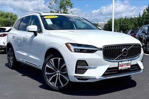2022 Volvo XC60 Recharge Plug-In Hybrid T8 Inscription Expression Extended Range