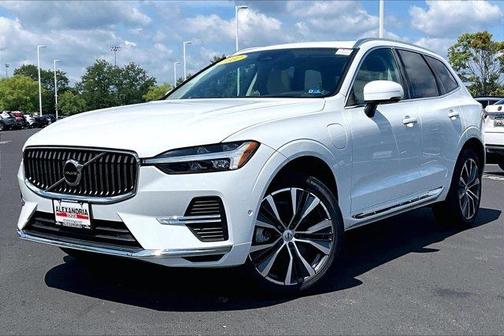2022 Volvo XC60 Recharge Plug-In Hybrid T8 Inscription Expression Extended Range