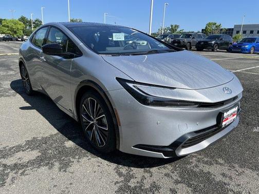 2025 Toyota Prius XLE