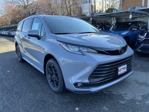 2026 Toyota Sienna Woodland Edition