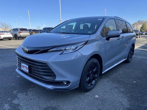 2026 Toyota Sienna Woodland Edition