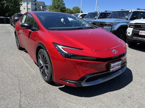 2025 Toyota Prius XLE