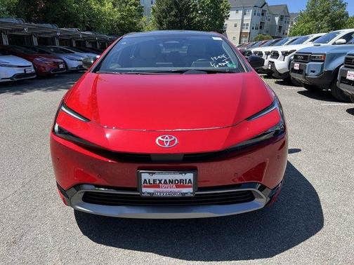 2025 Toyota Prius XLE