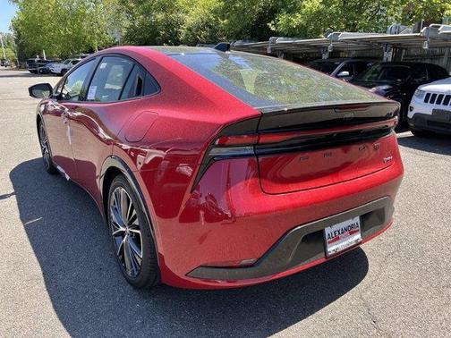 2025 Toyota Prius XLE