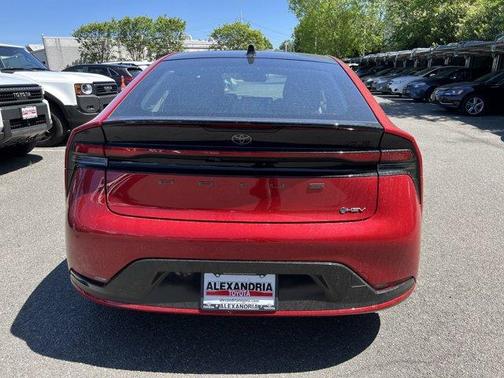2025 Toyota Prius XLE