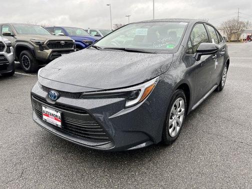 2025 Toyota Corolla Hybrid LE