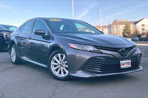 2019 Toyota Camry XLE