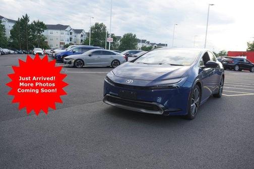 2025 Toyota Prius XLE