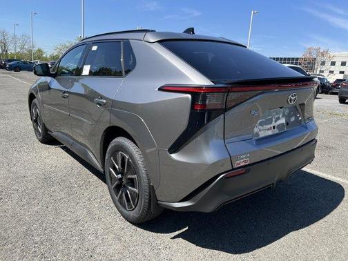 Metal 2026 Toyota bZ XLE PLUS