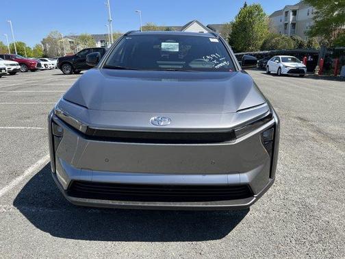 Metal 2026 Toyota bZ XLE PLUS