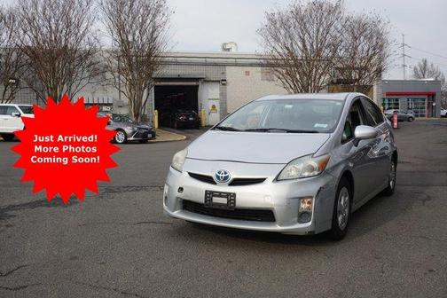 2010 Toyota Prius III