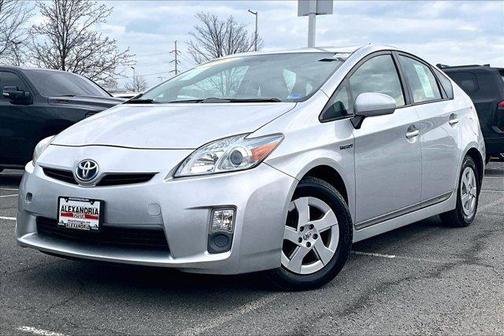 2010 Toyota Prius III