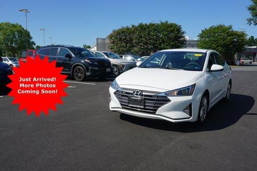Quartz White Pearl 2020 Hyundai ELANTRA SEL