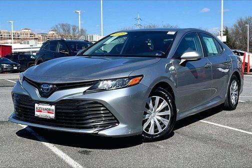 2019 Toyota Camry Hybrid LE