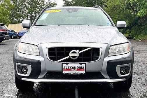 Electric Silver Metallic 2013 Volvo XC70 3.2