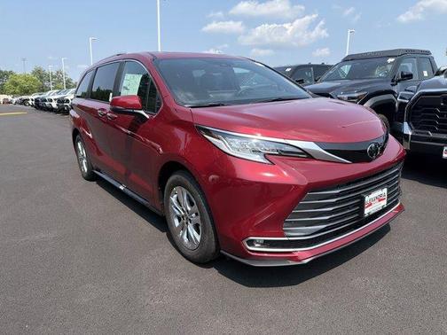 Ruby Flare Pearl 2026 Toyota Sienna Limited