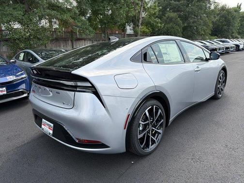 CUTTING EDGE 2026 Toyota Prius Plug-In Hybrid XSE PREMIUM