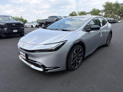 CUTTING EDGE 2026 Toyota Prius Plug-In Hybrid XSE PREMIUM
