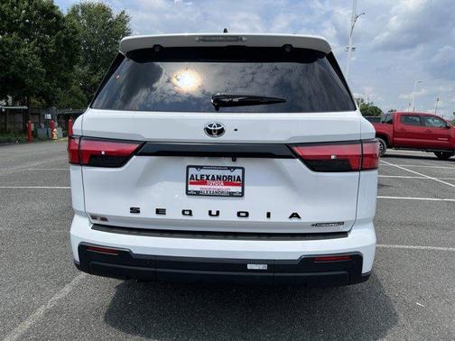 2025 Toyota Sequoia SR5