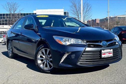 2017 Toyota Camry Hybrid XLE