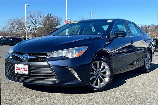 2017 Toyota Camry Hybrid XLE