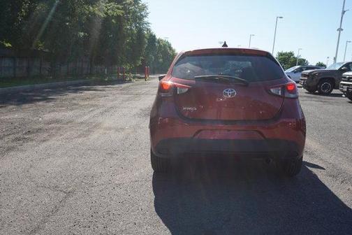2020 Toyota Yaris Sedan LE