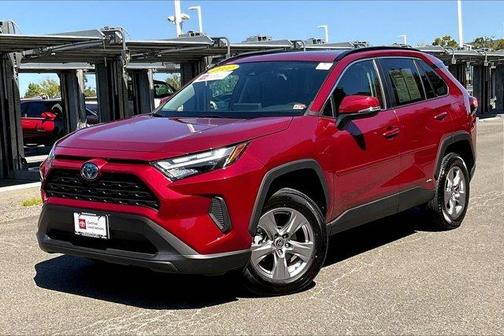 2022 Toyota RAV4 Hybrid XLE