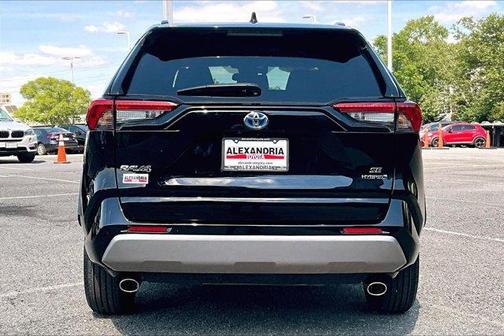 0218 2023 Toyota RAV4 Hybrid SE